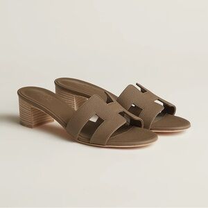 Hermes Oasis sandal